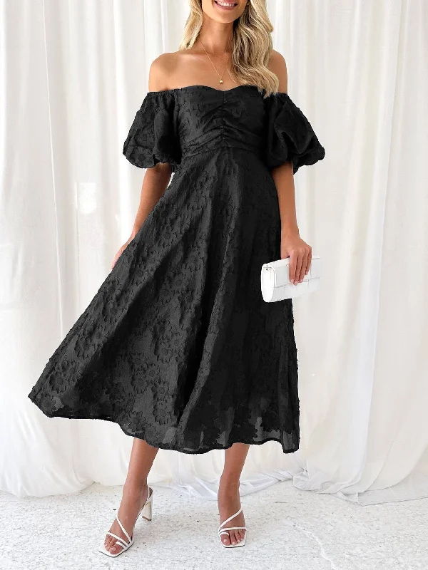 Weekend Flash Sale Off the shoulder puff sleeve floral jacquard swing dress: Black