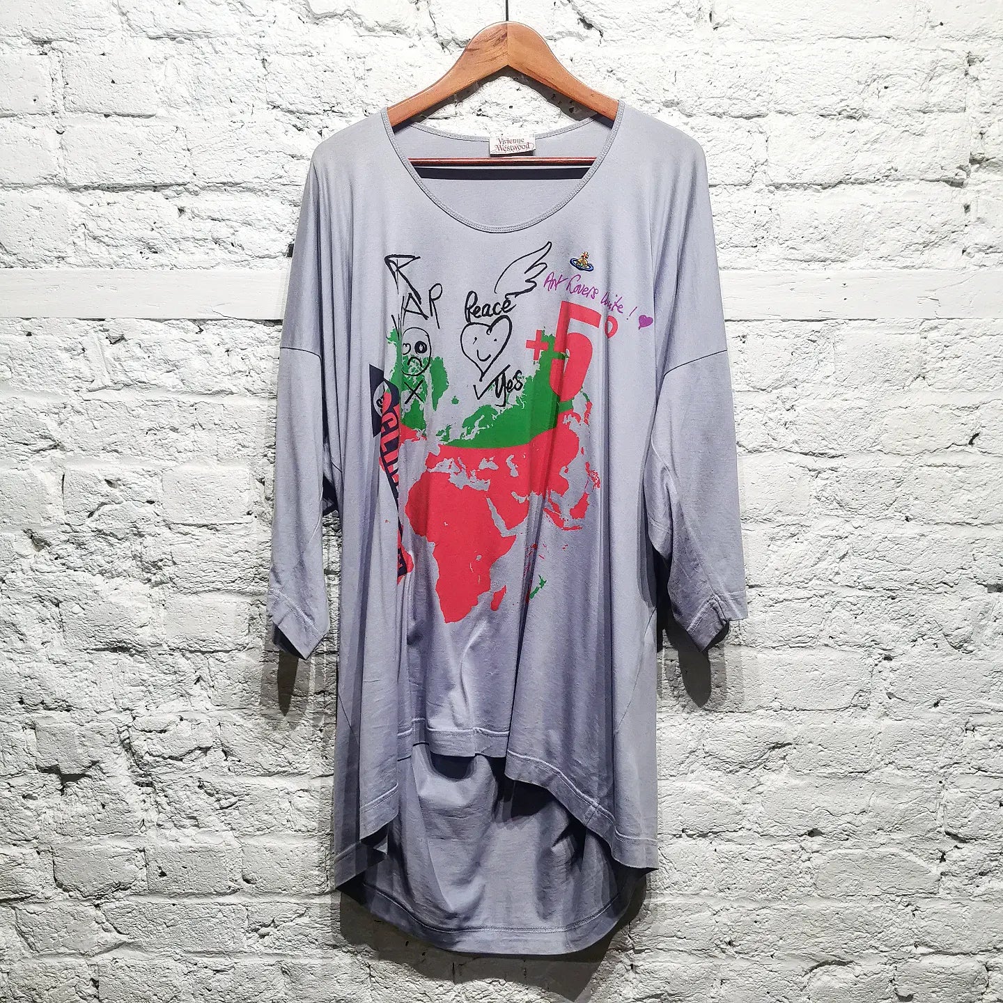 Lowest Prices VIVIENNE WESTWOOD
OVERSIZE
TUNIC DRESS
ONE SIZE 
PROTEST PRINT
£95
"Art Lovers Unite"