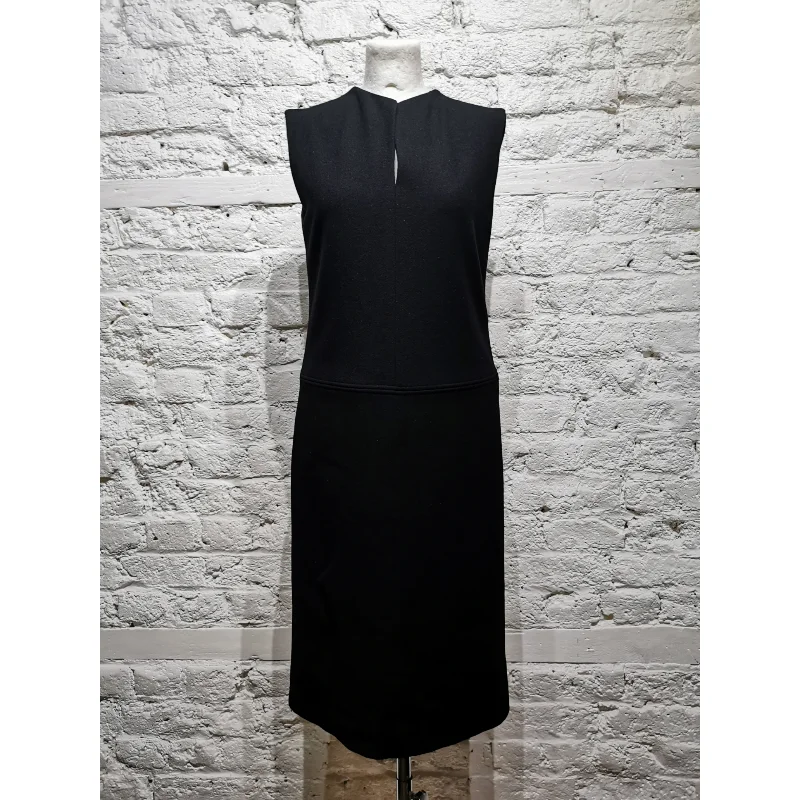 Act Fast JIL SANDER
BLACK WOOL DRESS
SIZE 36
