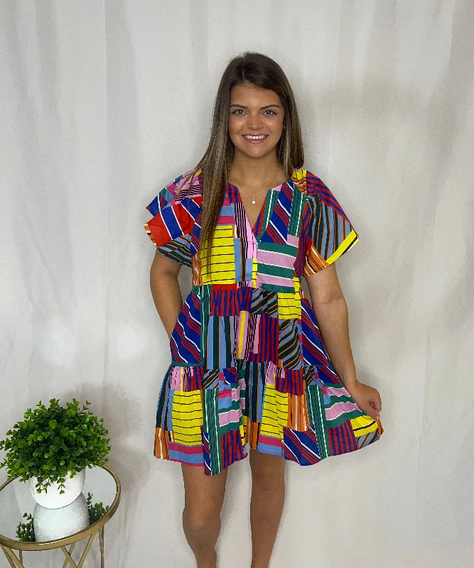 New Markdowns Color block dress with pockets