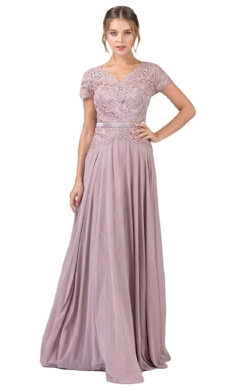 Markdowns Eureka Fashion - 5909 Short Sleeve Lace Bodice Scalloped Peplum Dress
