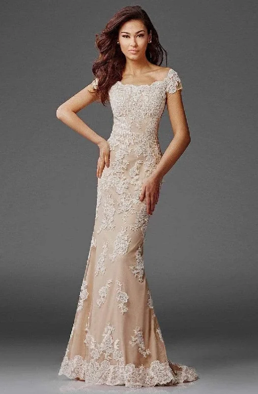 Reduced Prices Clarisse - M6417 Romantic Lace Bateau Evening Gown