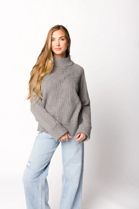 Year-End Sale Emile Sweater in Blue Grey