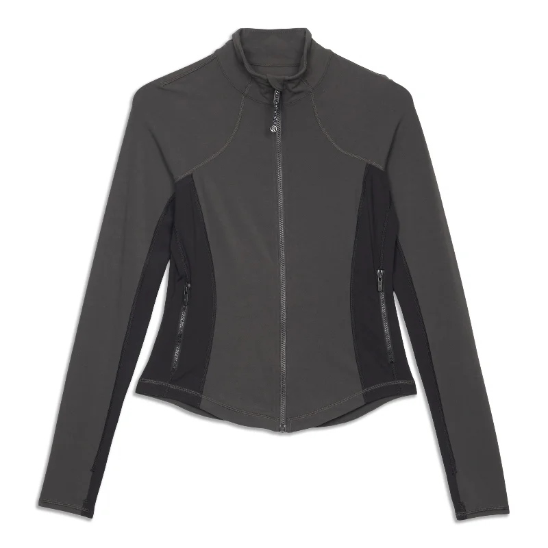 Closeout Throwback Shape Jacket