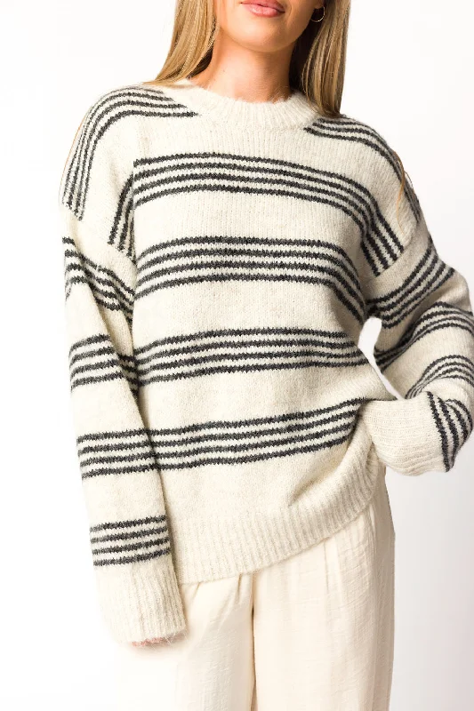 Major Savings Leighton Striped Sweater in Cream/Grey