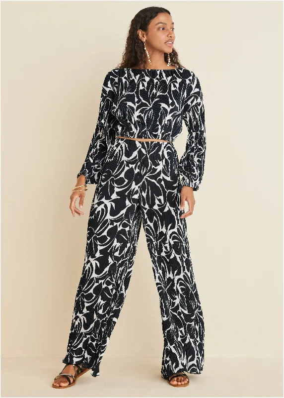 Deal of the Week Plisse Billow Top - Woodcut Botanical