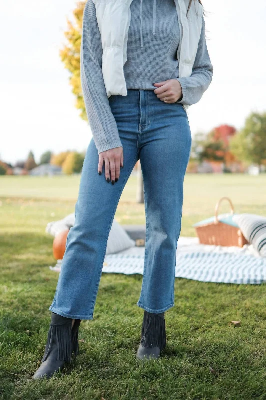 Low Prices Hallie Ribcage Straight Jeans In Medium Wash