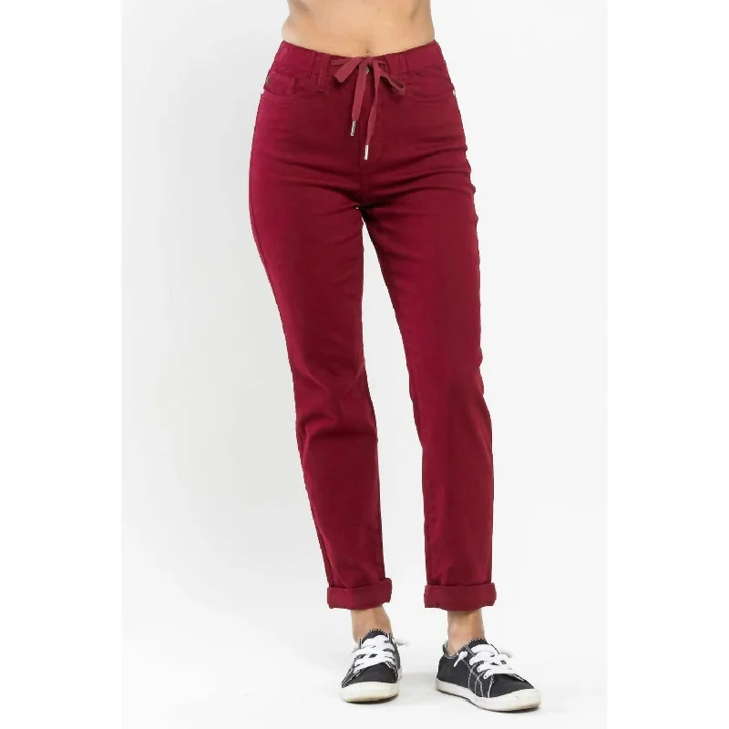 Online Exclusive Pull On Jogger In Scarlet