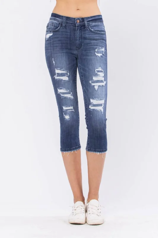 Steals and Deals Skinny Fit Capri Jean In Dark Wash