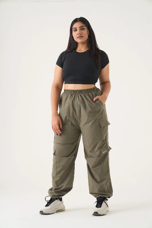 Dora Parachute Pants: Olive