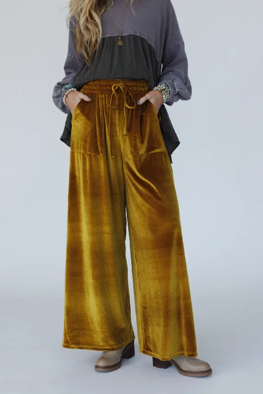 The Nest Relaxing Robin Velvet Wide Leg Pant - Marigold