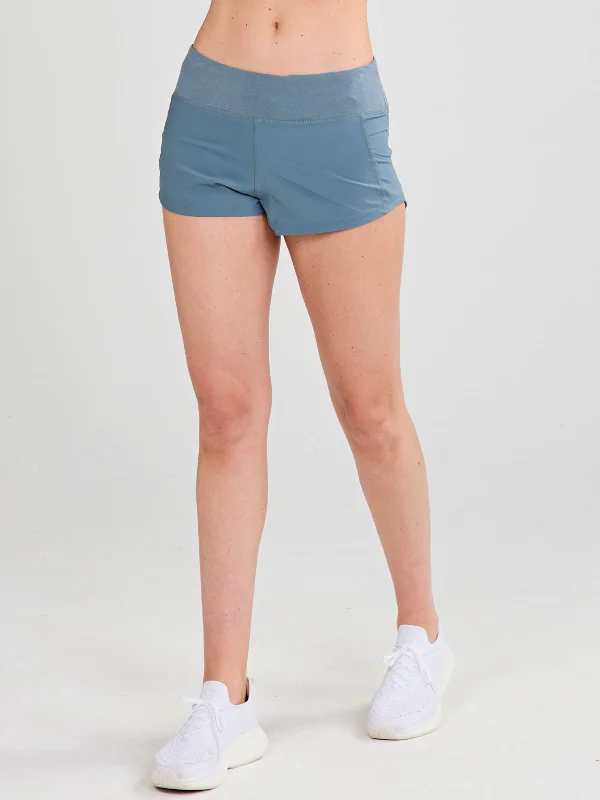 Great Deals Momentum 3in Lined Short
